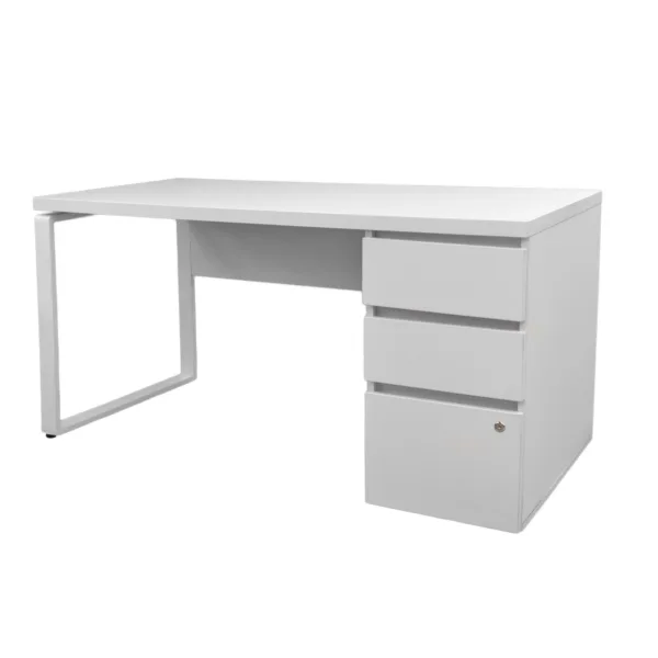 Стол Urban+Box Встроенный White 1500×680 (Бокс с правой стороны) Стол Urban+Box Встроенный White 1500×680 - идеальное решение для современного офиса. С тремя ящиками для хранения, столешница из ламинированной ДСП толщиной 36 мм и регулируемыми ножками обеспечивают функциональность и комфорт.