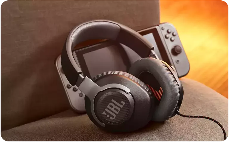 Fotografie 1 JBL Quantum 100