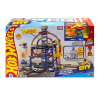 Игровой набор Hot Wheels «Гараж с мега-петлёй» Игровой набор Hot Wheels «Гараж с мега-петлёй»