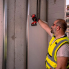 Аккумуляторный винтоверт Milwaukee M18BLIDRC-402C 4933492840