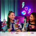 Set de joc Monster High „Lagoona Blue și Monster Fest”, cu accesorii Set de joc Monster High „Lagoona Blue și Monster Fest”, cu accesorii