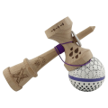 «Kendama Super Sticky X Original», rulment metalic, ața 62/65 cm, King size 7.5 x 6 x 18 cm, „Picături de ploaie”, albă «Kendama Super Sticky X Original», rulment metalic, ața 62/65 cm, King size 7.5 x 6 x 18 cm, „Picături de ploaie”, albă