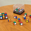 Joc de masă „Rubik’s Roll” Joc de masă „Rubik’s Roll”