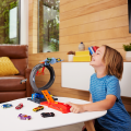 Hot Wheels Игровой набор «Нападение летучей мыши» Hot Wheels Игровой набор «Нападение летучей мыши»
