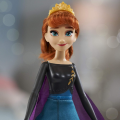 Disney Frozen Anna „Transformarea Reginei” Disney Frozen Anna „Transformarea Reginei”