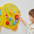 Panou educativ de perete din lemn „Omida”, 10 activități