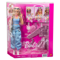 Păpușa Barbie cu 4 ținute, accesorii și păr cu schimbare de culoare Păpușa Barbie cu 4 ținute, accesorii și păr cu schimbare de culoare