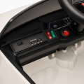 Машина Audi e-tron, Аккумулятор 12V4.5AH, 2 мотора 35W, EVA колеса, кожаные сидения Машина Audi e-tron, Аккумулятор 12V4.5AH, 2 мотора 35W, EVA колеса, кожаные сидения