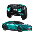 Hot Wheels Automobil de curse 1:64 Aston Martin Vantage