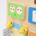 Panou educativ din lemn „Căsuță”, 11 elemente interactive Panou educativ din lemn „Căsuță”, 11 elemente interactive