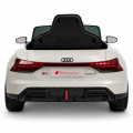 Машина Audi e-tron, Аккумулятор 12V4.5AH, 2 мотора 35W, EVA колеса, кожаные сидения Машина Audi e-tron, Аккумулятор 12V4.5AH, 2 мотора 35W, EVA колеса, кожаные сидения