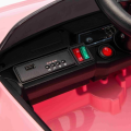 Mașinuță Audi e-tron, Baterie 12V4.5AH, 2 motoare de 35W, roti EVA, scaune din piele