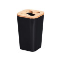 Păhar pentru periuțe de dinți pătrat Bathroom 11cm, capac din bambus, negru