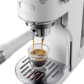 Cafetiera manuala DeLonghi EC890WI, 1450W, Alb Cafetiera manuala DeLonghi EC890WI, 1450W, Alb