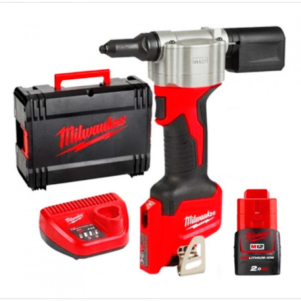 Аккумуляторный заклепочник M12 BPRT-201X MILWAUKEE 4933464405 12 В/2,0 Ач/1 аккумулятор в комплекте Аккумуляторный заклепочник M12 BPRT-201X MILWAUKEE 4933464405 12 В/2,0 Ач/1 аккумулятор в комплекте