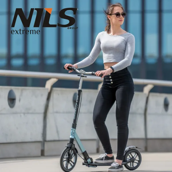 scooter-nils-extreme-moldova