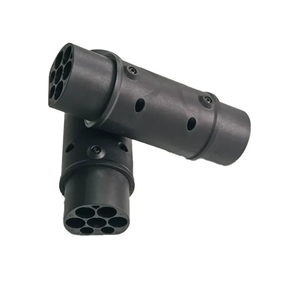 Adaptor de alimentare pentru cablu de încarcare EVCOME T2-GBT 7 kW 250 V 32 A Adaptor de alimentare pentru cablu de încarcare EVCOME T2-GBT 7 kW 250 V 32 A