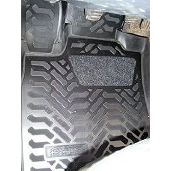 Covoras cauciuc Aileron Renault Logan I (2006-2014) (61537) Covoras cauciuc Aileron Renault Logan I (2006-2014) (61537)