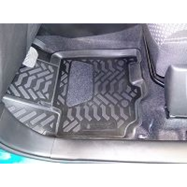 Резиновые коврики Aileron для Suzuki Vitara (2015-) (61718) Резиновые коврики Aileron для Suzuki Vitara (2015-) (61718)