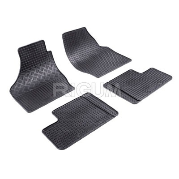 Covoras din cauciuc RIGUM SuzAguki Ignis / Opel ila / Suzuki Wagon R+04 Covoras din cauciuc RIGUM SuzAguki Ignis / Opel ila / Suzuki Wagon R+04