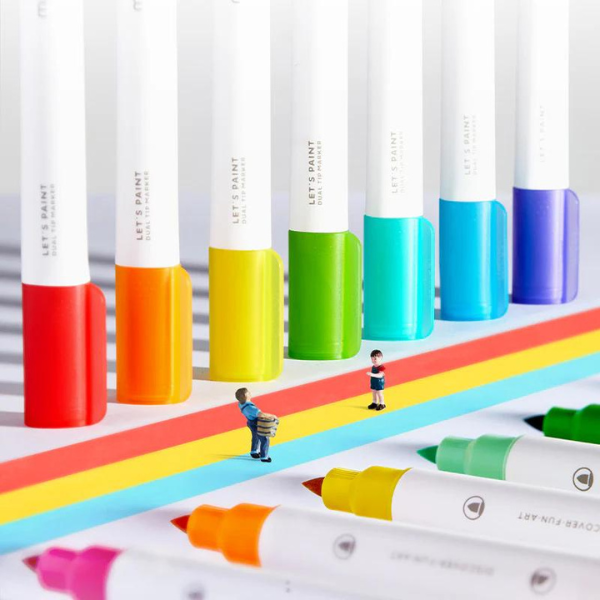 Set de markere semitransparente cu vârf dublu, 36 culori Set de markere semitransparente cu vârf dublu, 36 culori