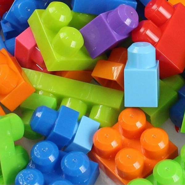 Set de construcție Găleată cu blocuri strălucitoare „Play Blox”, 83 piese Set de construcție Găleată cu blocuri strălucitoare „Play Blox”, 83 piese
