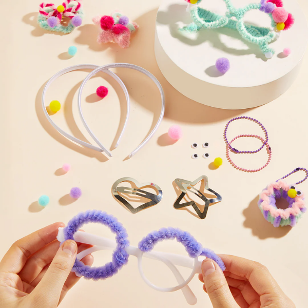 Set de creație „Chenille Stem”, 200 elem. Set de creație „Chenille Stem”, 200 elem.