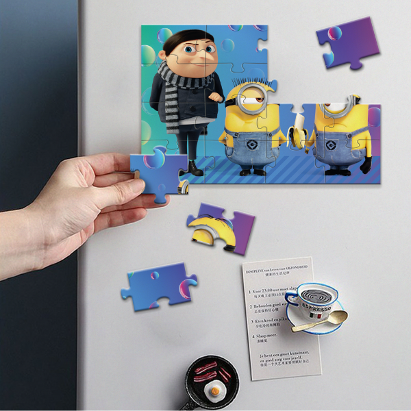 Puzzle magnetic „Copilaria lui Gru”, seria Minions, 16 elem. Puzzle magnetic „Copilaria lui Gru”, seria Minions, 16 elem.