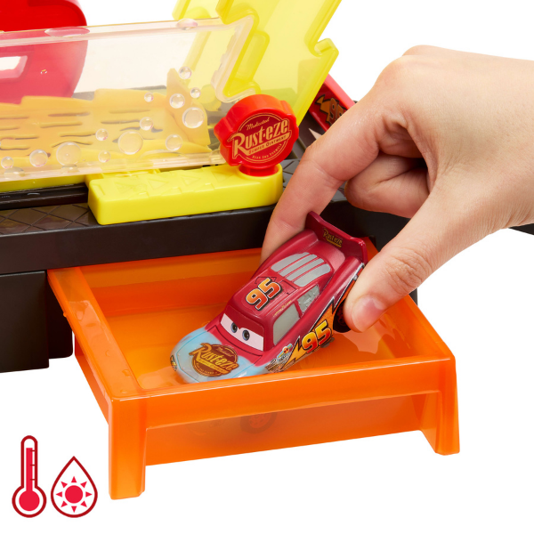 Set de joacă „Spălătorie auto” cu Fulger McQueen Set de joacă „Spălătorie auto” cu Fulger McQueen