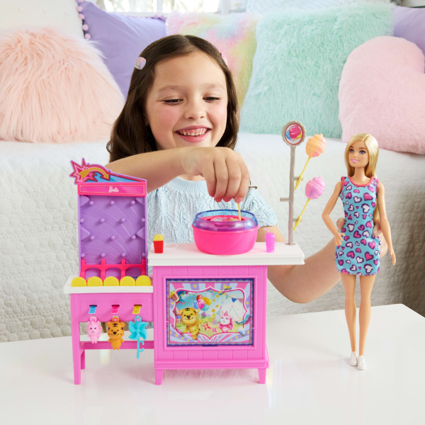 Set de joacă Barbie, seria „Detectivi pe plajă”, păpușa Malibu Set de joacă Barbie, seria „Detectivi pe plajă”, păpușa Malibu
