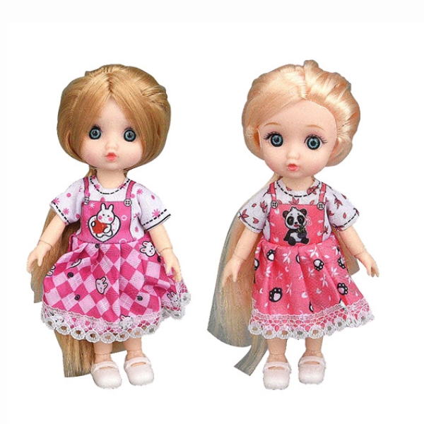#05 Păpușică mică în rochie roz, 2 modele #05 Păpușică mică în rochie roz, 2 modele