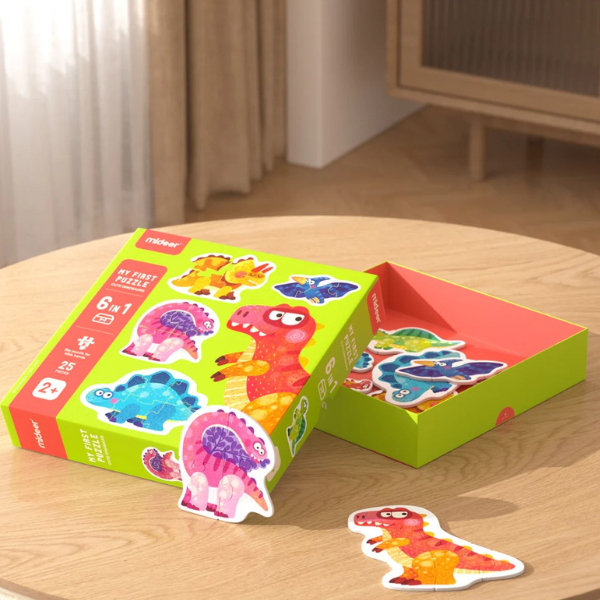 Primul puzzle „Dinozauri drăguți” Primul puzzle „Dinozauri drăguți”