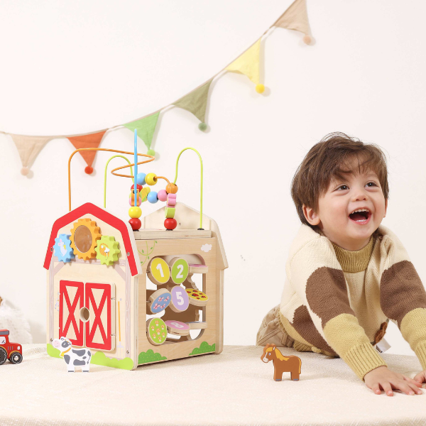Cub educativ din lemn „Ferma”, 7 în 1 Cub educativ din lemn „Ferma”, 7 în 1