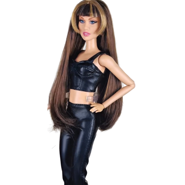 Păpușă de colecție Barbie Signature „Miley Cyrus” Păpușă de colecție Barbie Signature „Miley Cyrus”