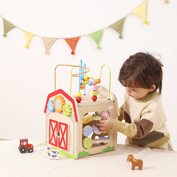 Cub educativ din lemn „Ferma”, 7 în 1 Cub educativ din lemn „Ferma”, 7 în 1
