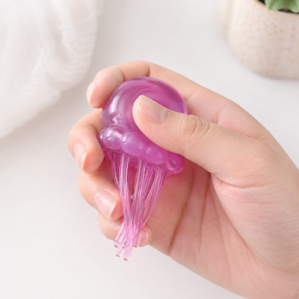Jucărie antistres Squishy Flippy Meduză cu tentacule flexibile, violet, 100 g Jucărie antistres Squishy Flippy Meduză cu tentacule flexibile, violet, 100 g