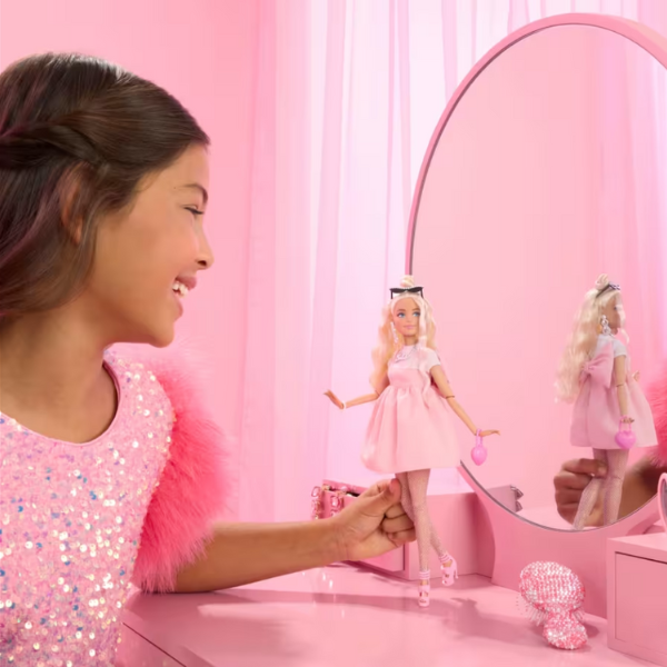Кукла Barbie «Модница в пастельно-розовом платье» Кукла Barbie «Модница в пастельно-розовом платье»