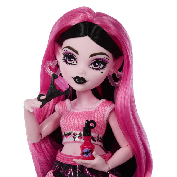Set de joacă Monster High Self-Scare Secrets „Draculaura”, cu accesorii Set de joacă Monster High Self-Scare Secrets „Draculaura”, cu accesorii