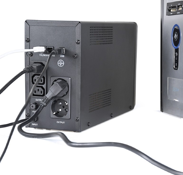 ИБП EnerGenie EG-UPS-034 / 2000VA / 1200W ИБП EnerGenie EG-UPS-034 / 2000VA / 1200W