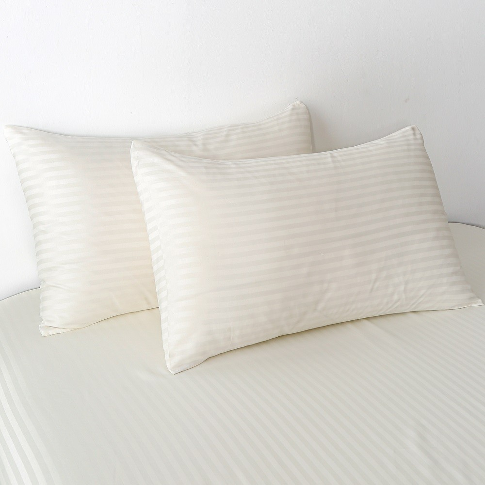 Set de lenjerie pentru pat Relaxe Home Stripe Dreams 200 x 220 cm Cream Set de lenjerie pentru pat Relaxe Home Stripe Dreams 200 x 220 cm Cream